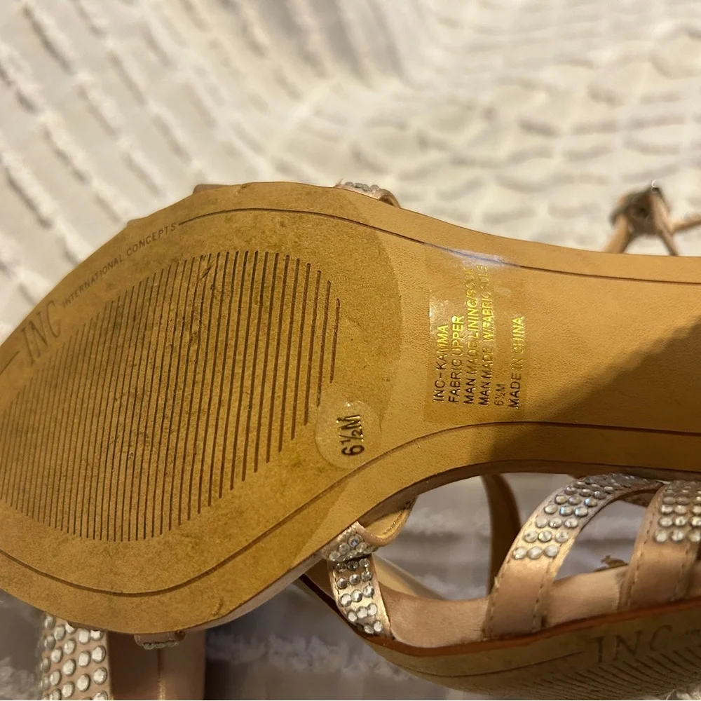 INC‎ International Concepts Women's 6.5 Gold Embellished Evening Dress Shoes